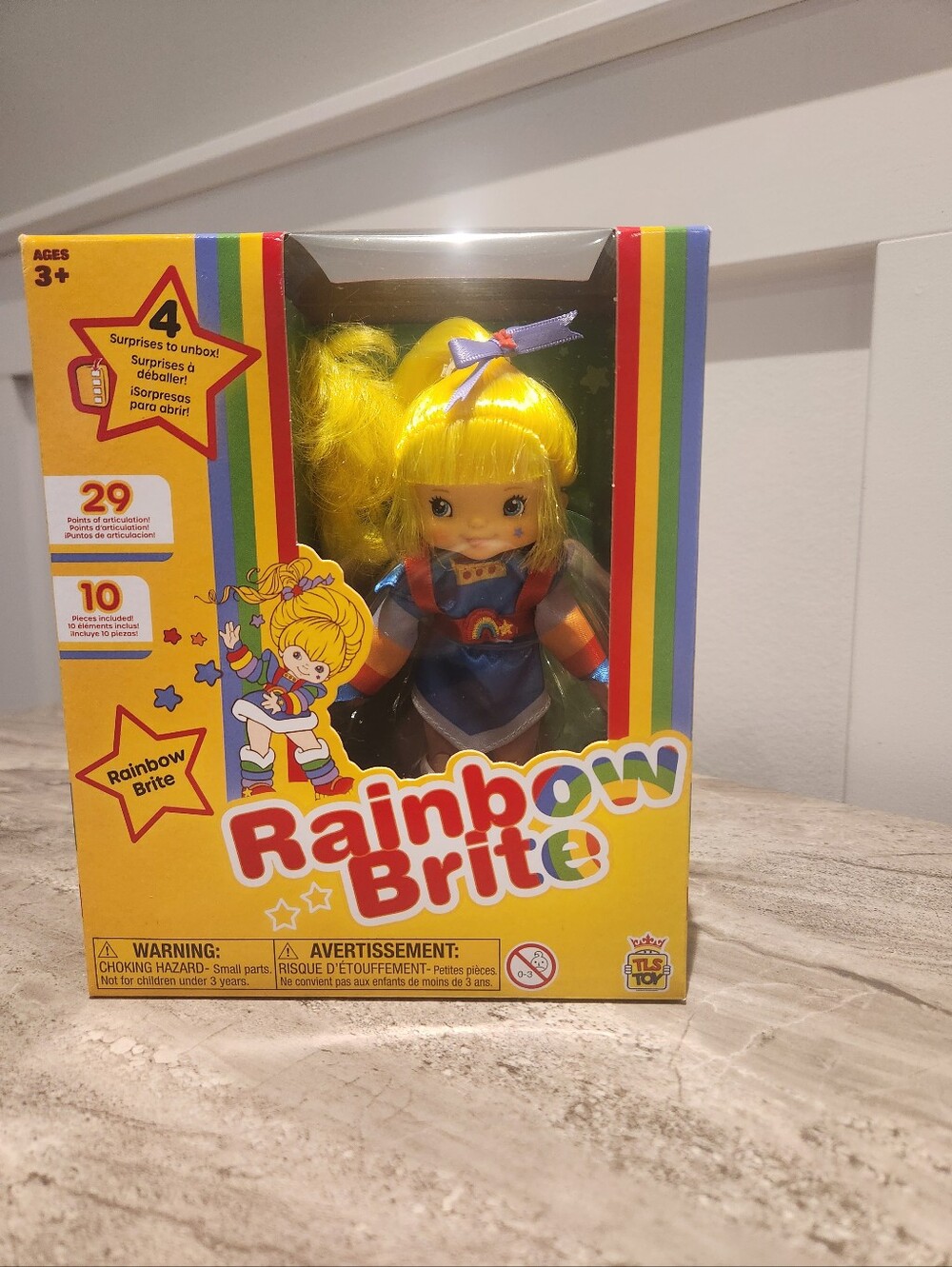 Rainbow Brite Yellow Doll Playset with Numbered Surprise Pockets